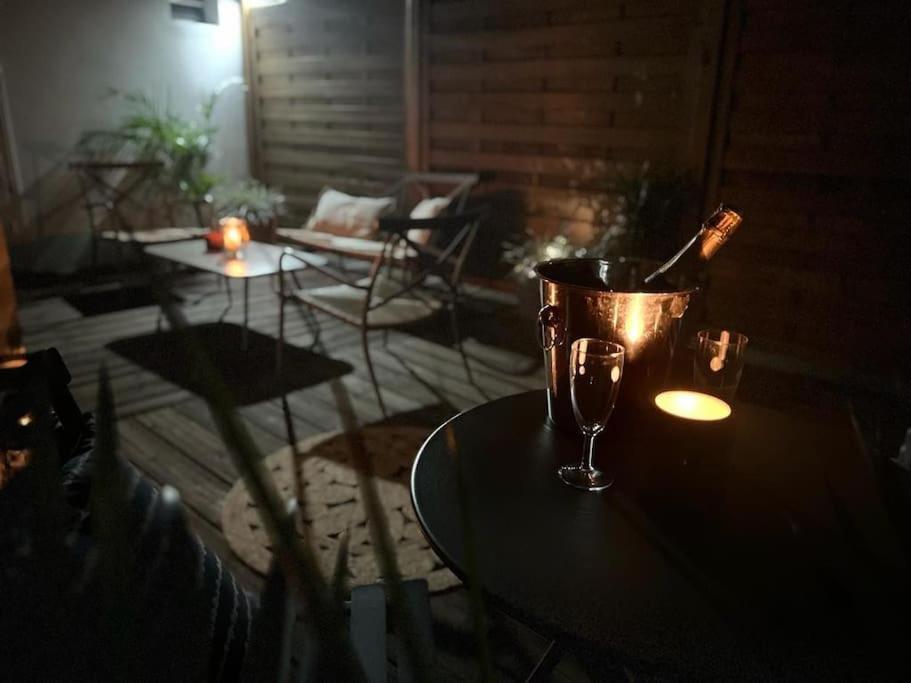 Le Plumeria - T1 Avec Un Spa Privatif Saint-Denis Exteriér fotografie